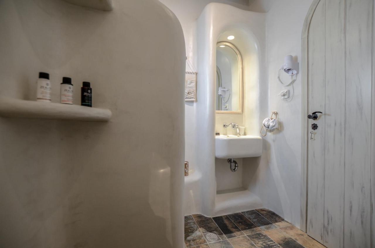 Honey & Cinnamon Luxury Suite Naxos City Exterior foto