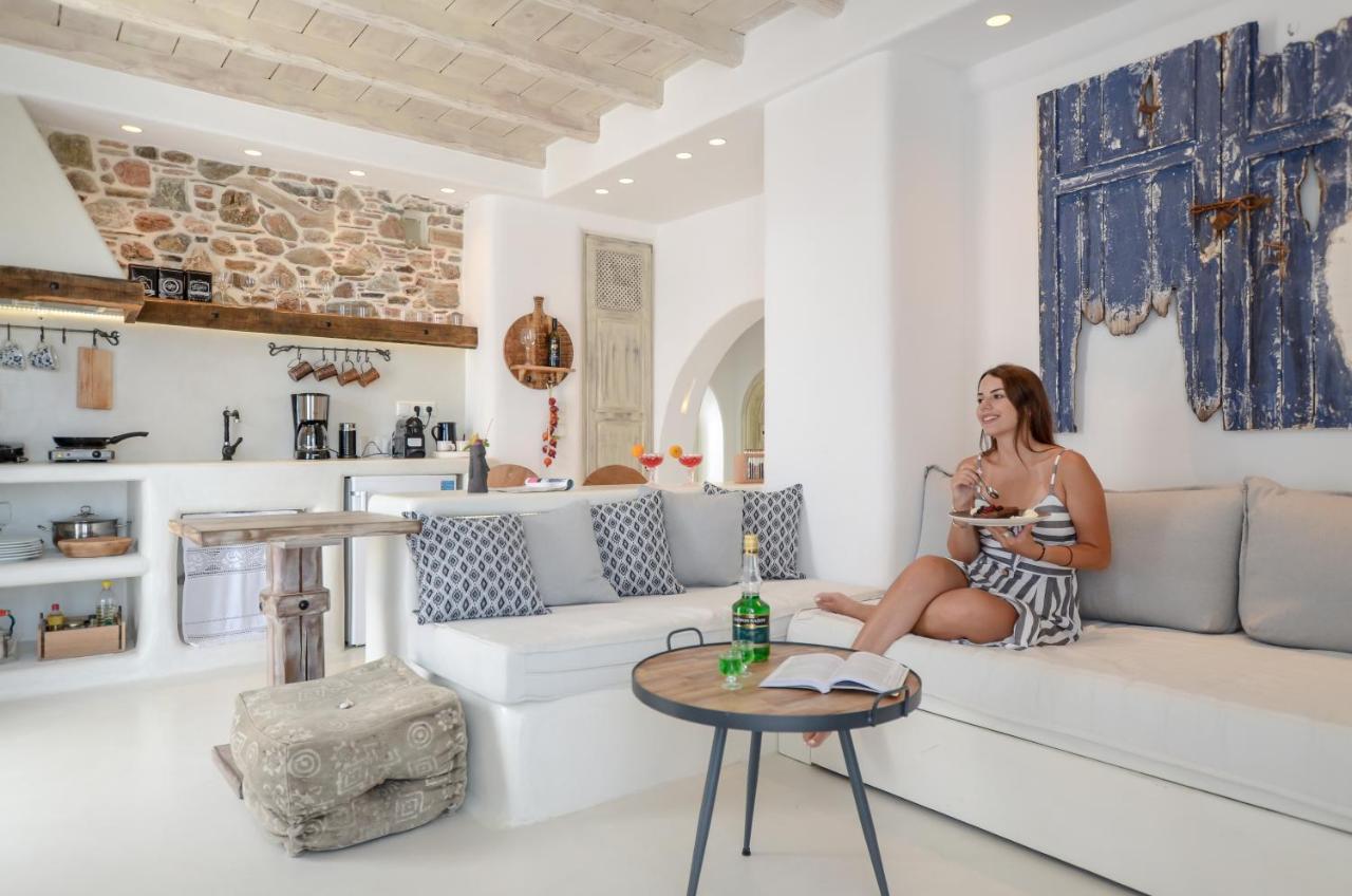 Honey & Cinnamon Luxury Suite Naxos City Exterior foto
